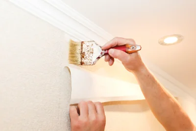Pose de papier peint à Rochemaure — revêtements muraux et toiles de verre